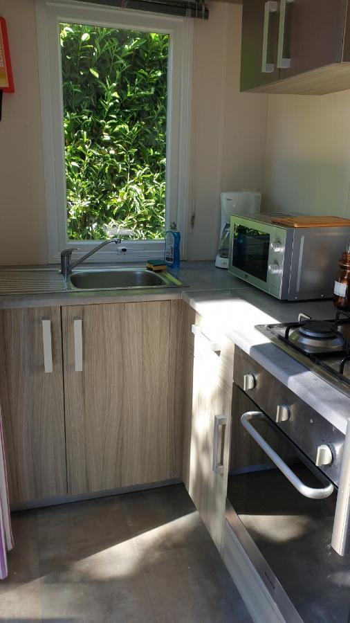 Mobil home 6-8 places Parcelle 5 climatisé Biville-sur-Mer Exterior foto